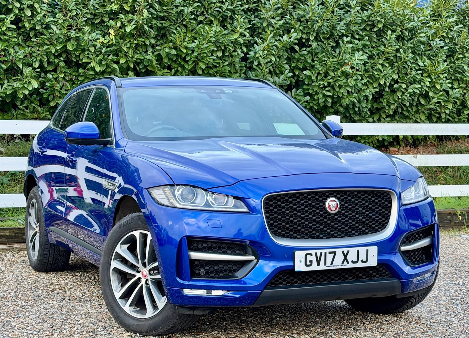 Used Jaguar F-Pace 2017 for sale - 76658139: Photo 1