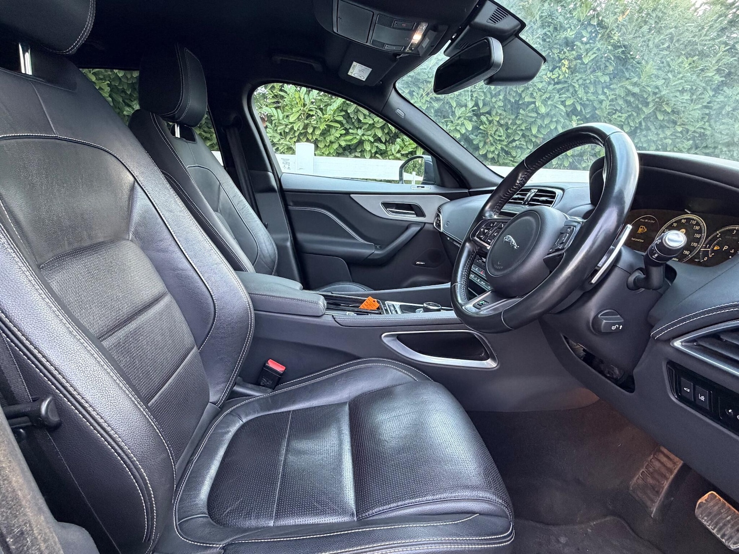 Used Jaguar F-Pace 2017 for sale - 76658139: Photo 19