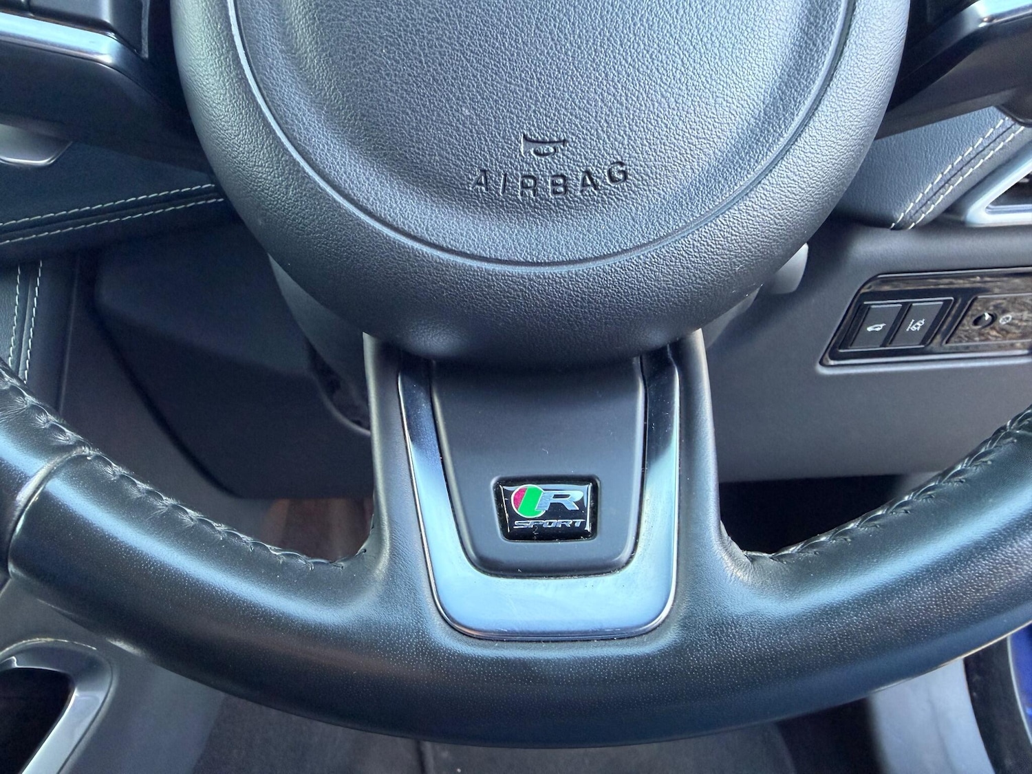 Used Jaguar F-Pace 2017 for sale - 76658139: Photo 27