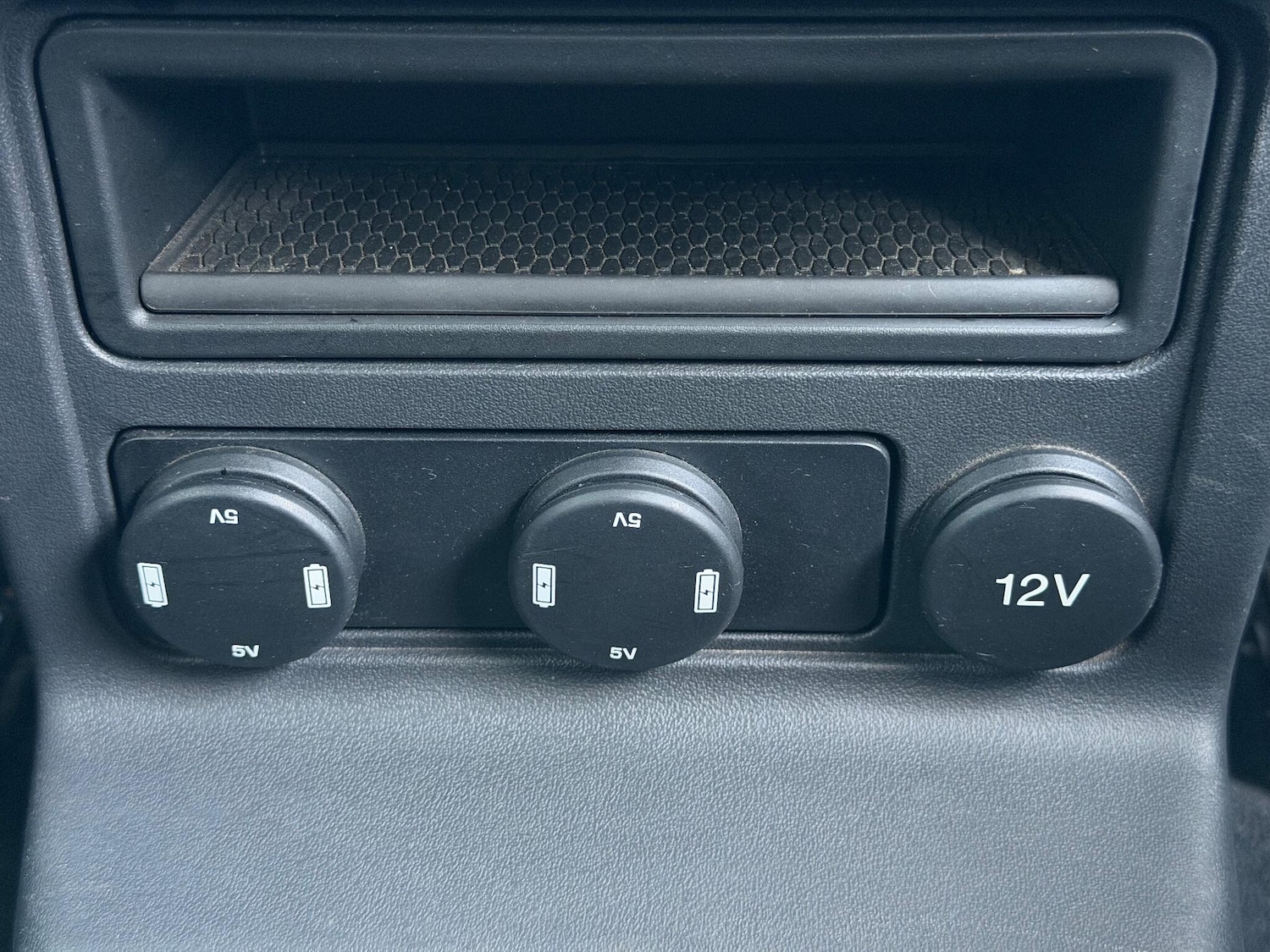 Used Jaguar F-Pace 2017 for sale - 76658139: Photo 38