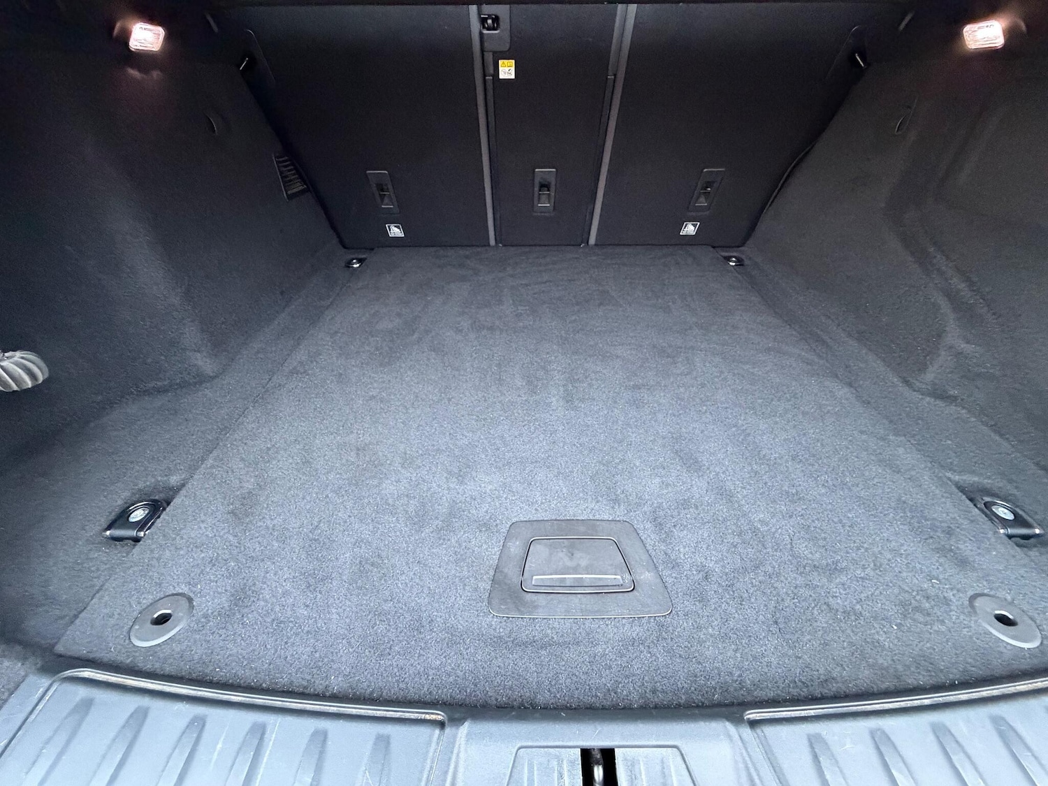 Used Jaguar F-Pace 2017 for sale - 76658139: Photo 40