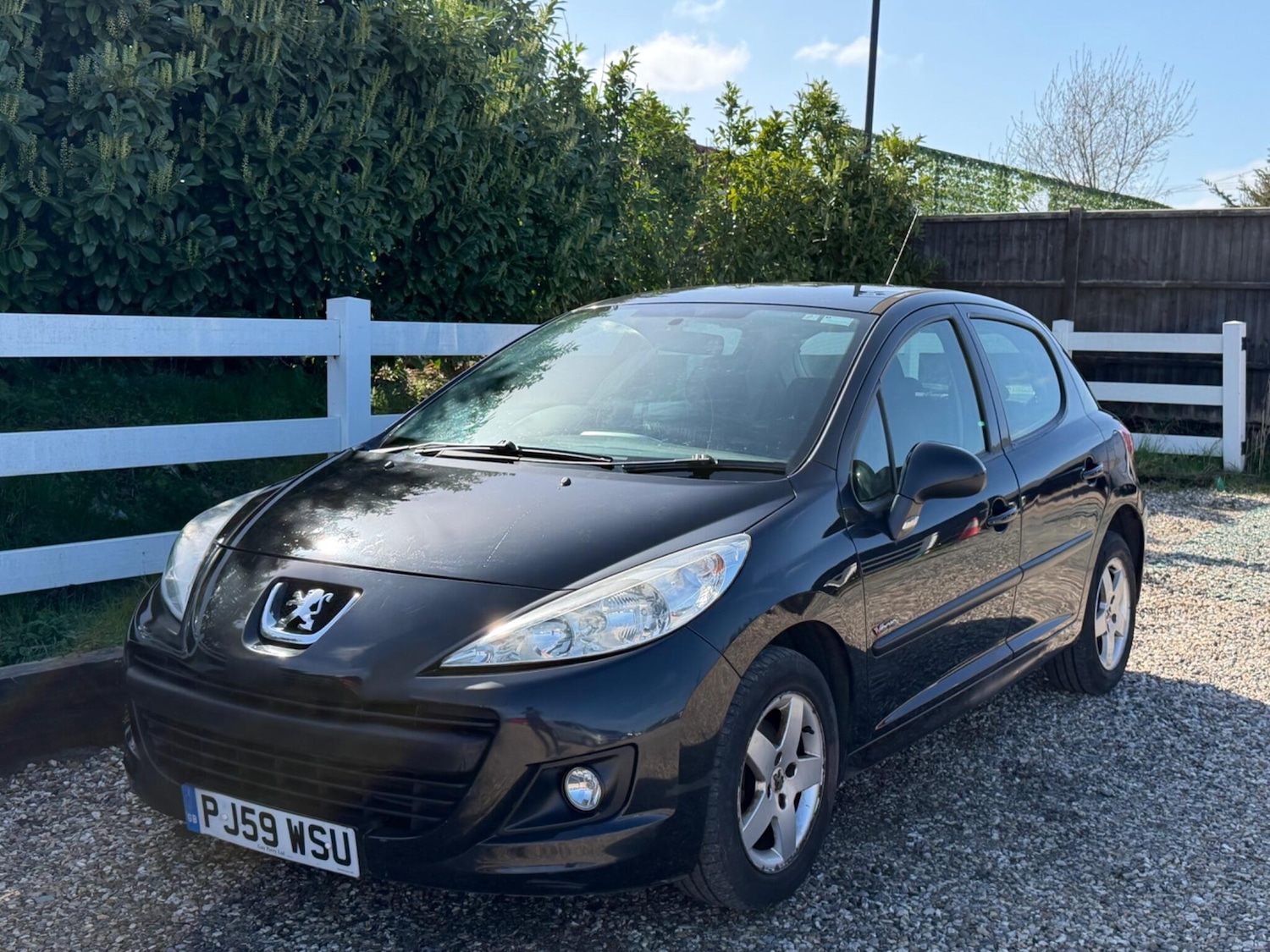Used Peugeot 207 for sale - 77926260: Photo 2
