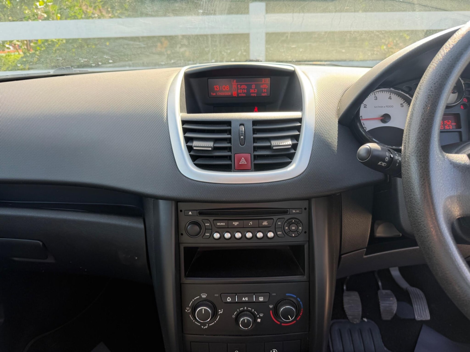 Used Peugeot 207 for sale - 77926260: Photo 26