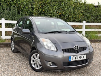 Used Toyota Yaris 2011 for sale - 78902060: Photo