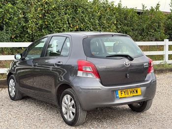 Used Toyota Yaris 2011 for sale - 78902060: Photo