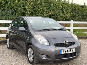Used Toyota Yaris 2011 for sale - 78902060: Photo