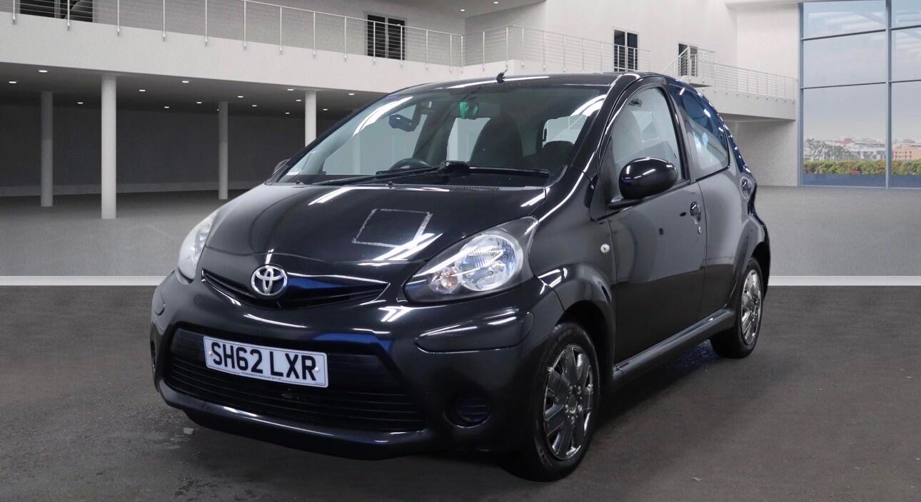 Used Toyota AYGO 2012 for sale - 77081891: Photo 2