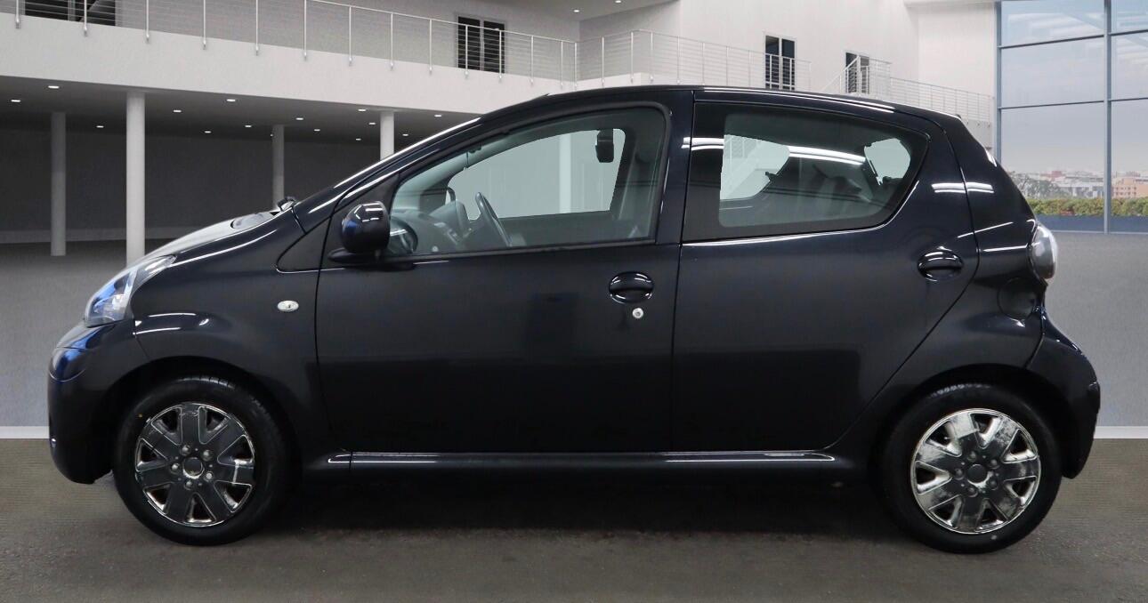 Used Toyota AYGO 2012 for sale - 77081891: Photo 4