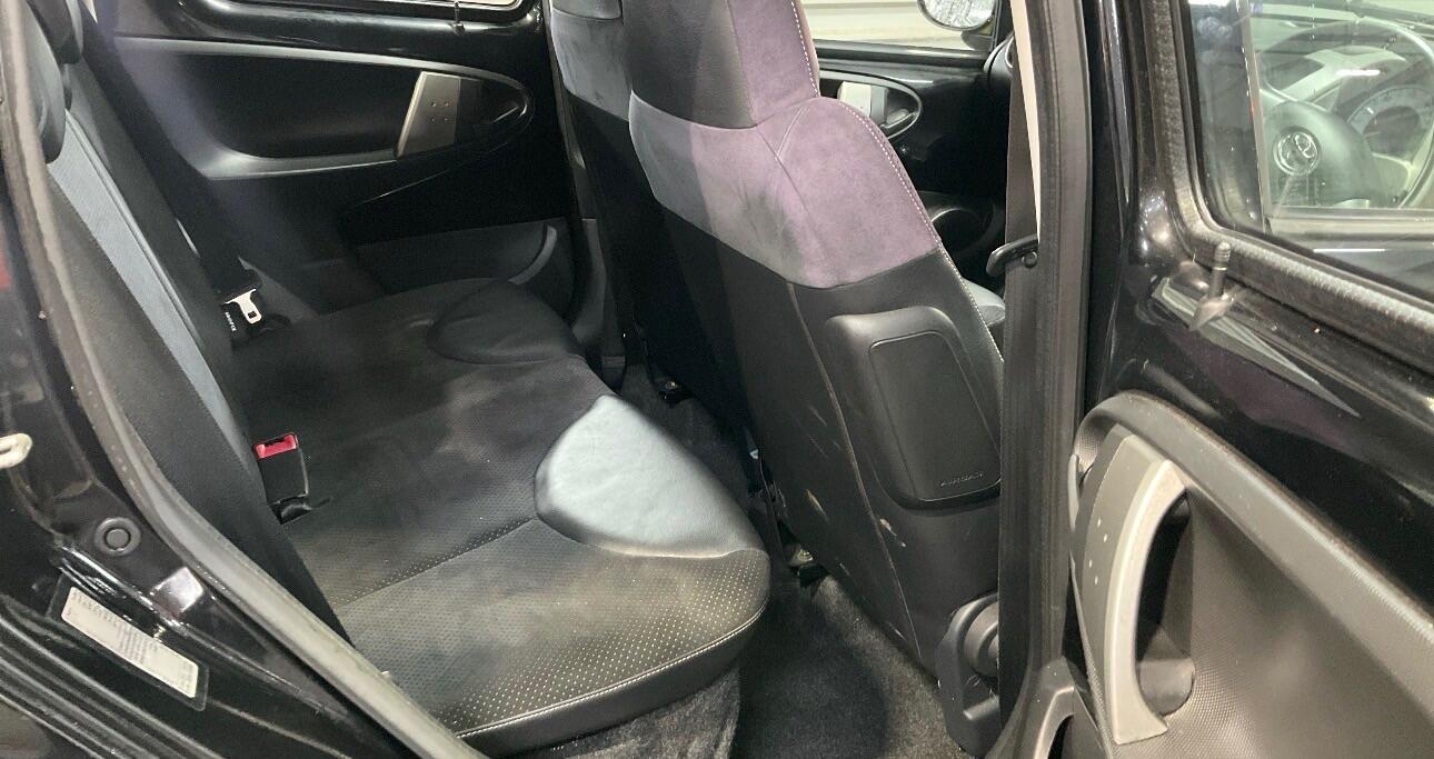 Used Toyota AYGO 2012 for sale - 77081891: Photo 9