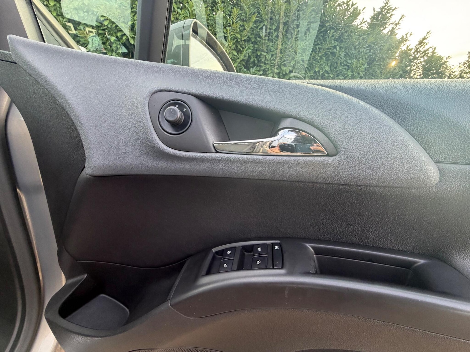 Used Vauxhall Meriva 2014 for sale - 76561281: Photo 20