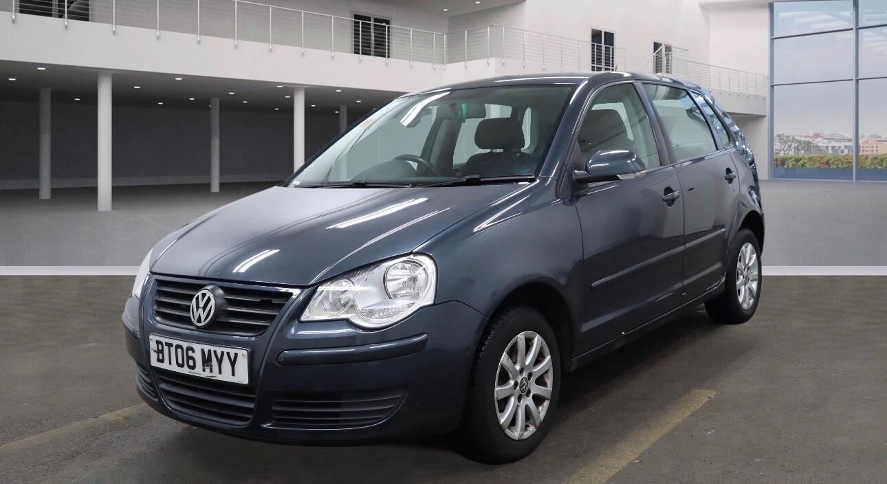 Used Volkswagen Polo 2006 for sale - 77633664: Photo 2