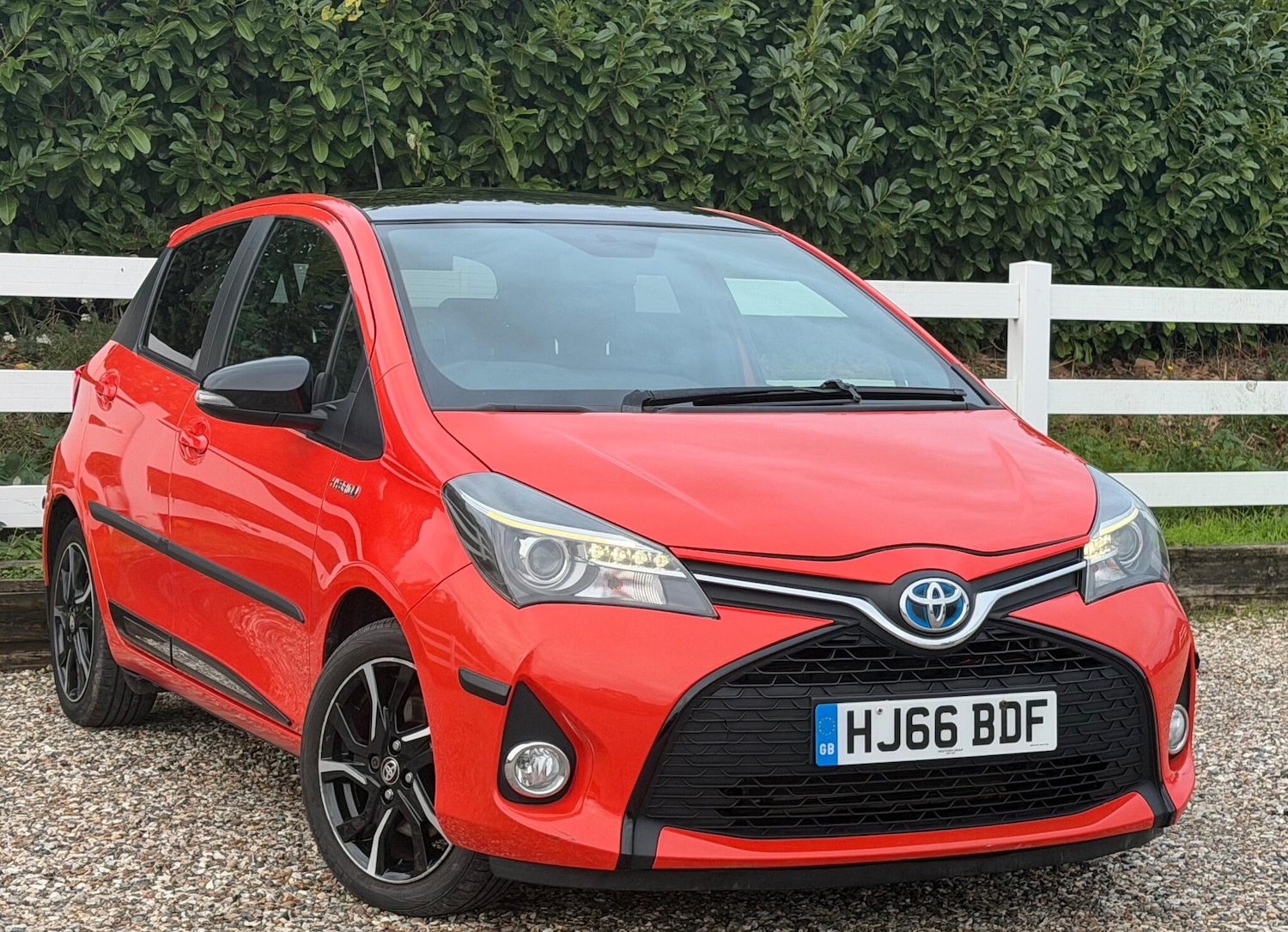 Used Toyota Yaris 2016 for sale - 76360464: Photo 1