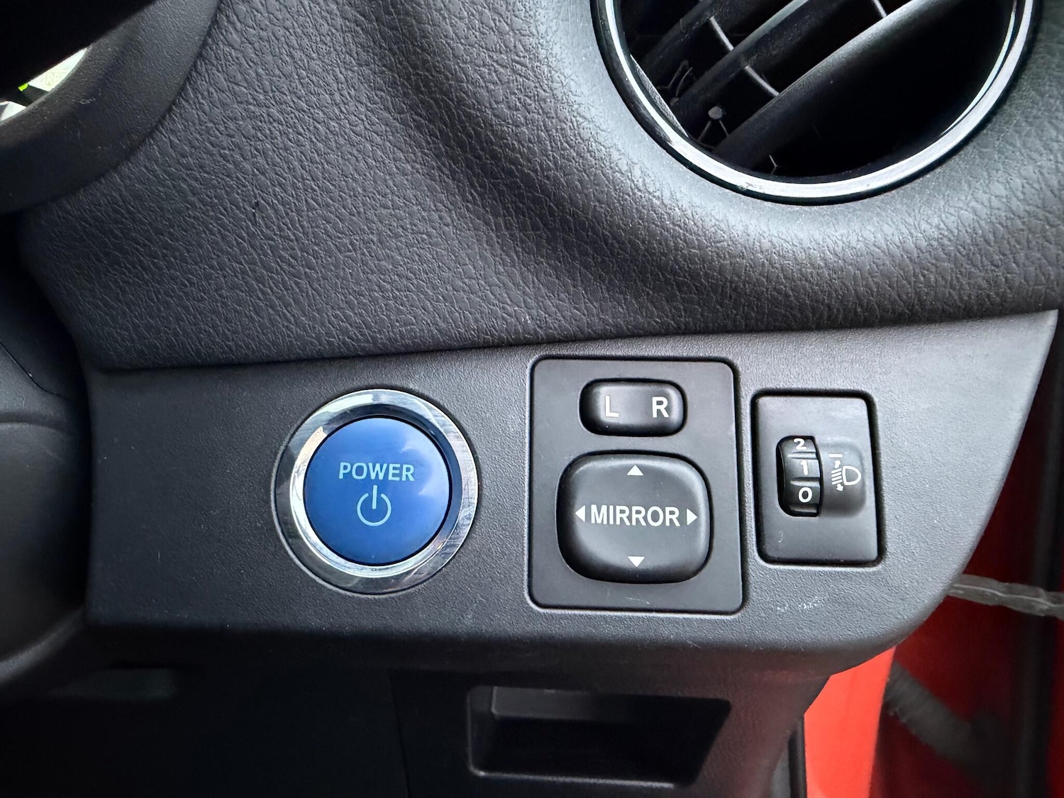 Used Toyota Yaris 2016 for sale - 76360464: Photo 13