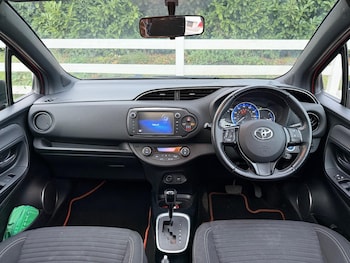 Used Toyota Yaris 2016 for sale - 76360464: Photo