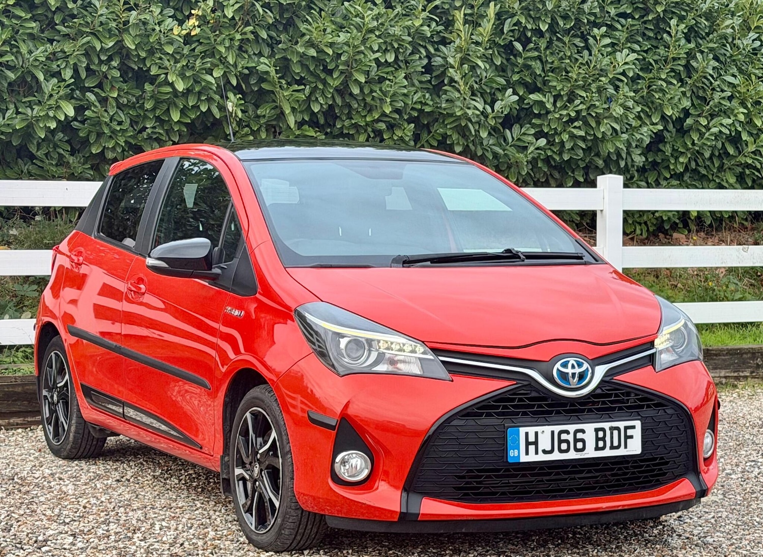 Used Toyota Yaris 2016 for sale - 76360464: Photo 4