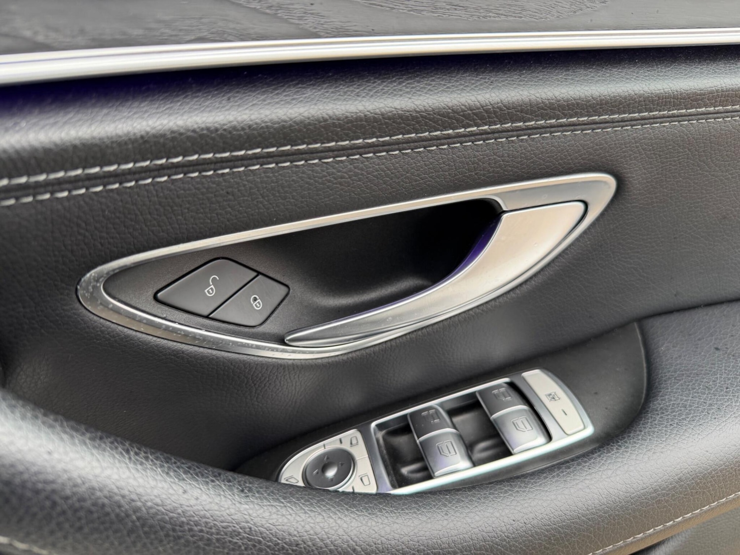 Used Mercedes-Benz E Class 2016 for sale - 77898471: Photo 37