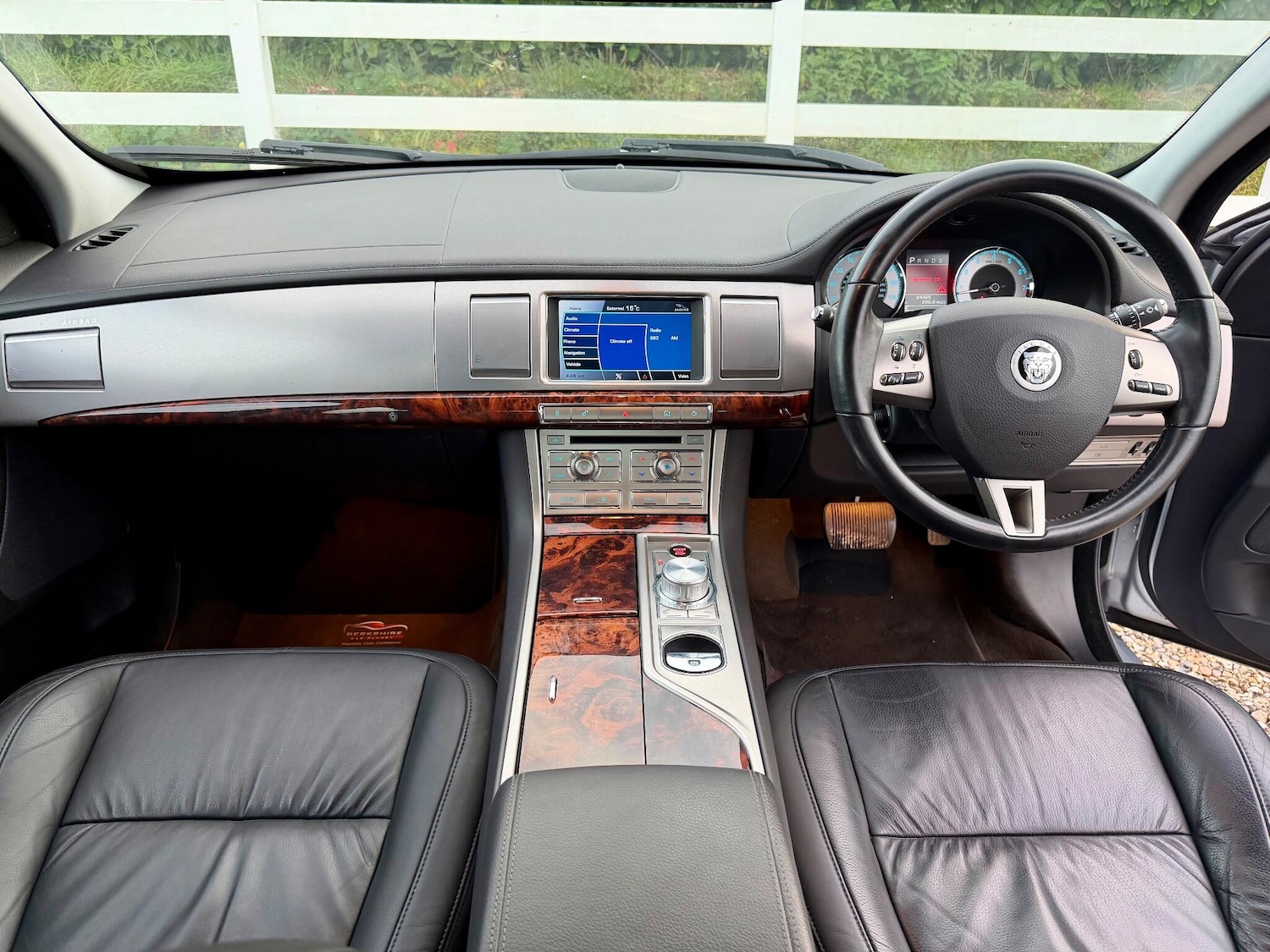 Used Jaguar XF 2010 for sale - 76561227: Photo 16