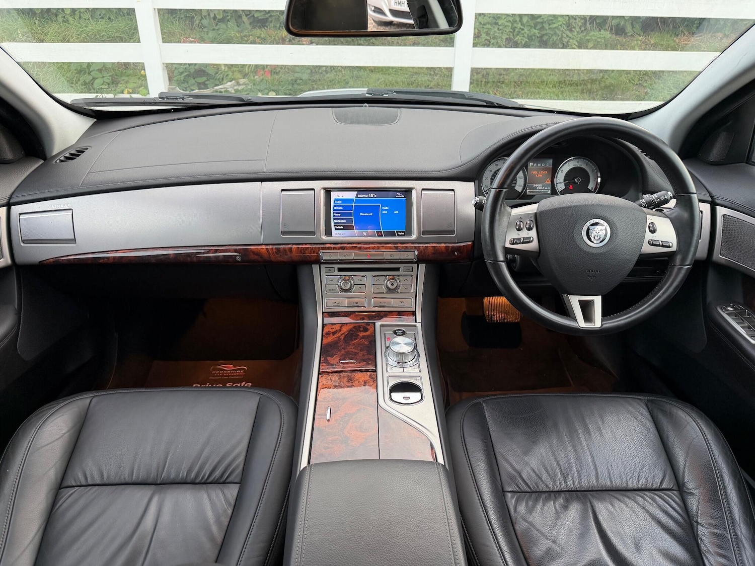 Used Jaguar XF 2010 for sale - 76561227: Photo 2