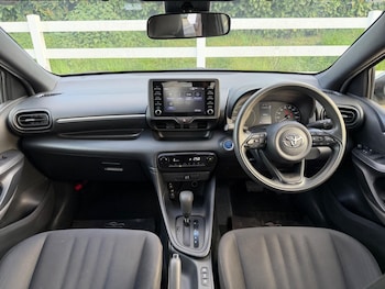 Used Toyota Yaris 2021 for sale - 78301674: Photo