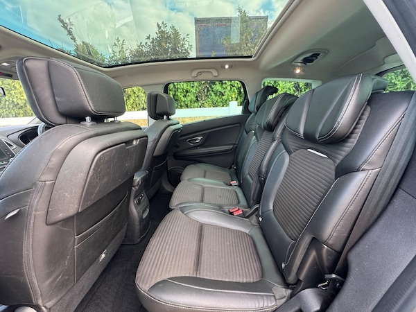 Used Renault Grand Scenic 2017 for sale - 75669746: Photo 19