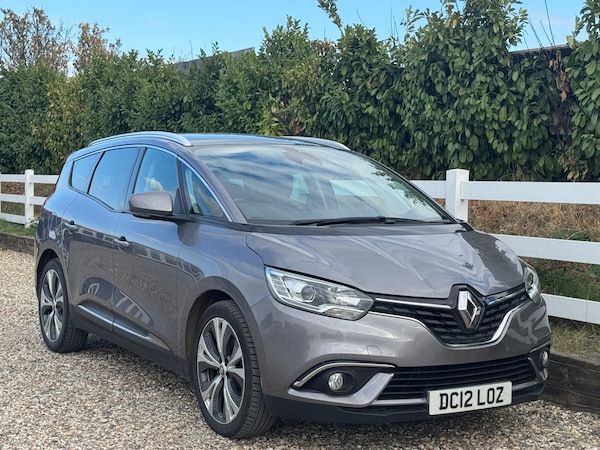 Used Renault Grand Scenic 2017 for sale - 75669746: Photo 5