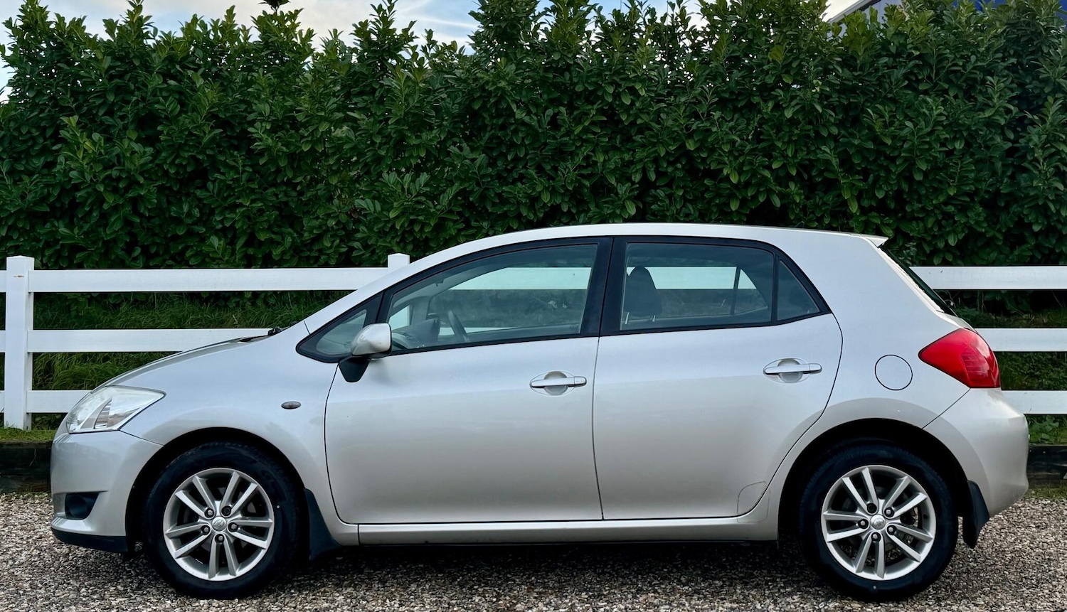 Used Toyota Auris 2009 for sale - 76562069: Photo 10