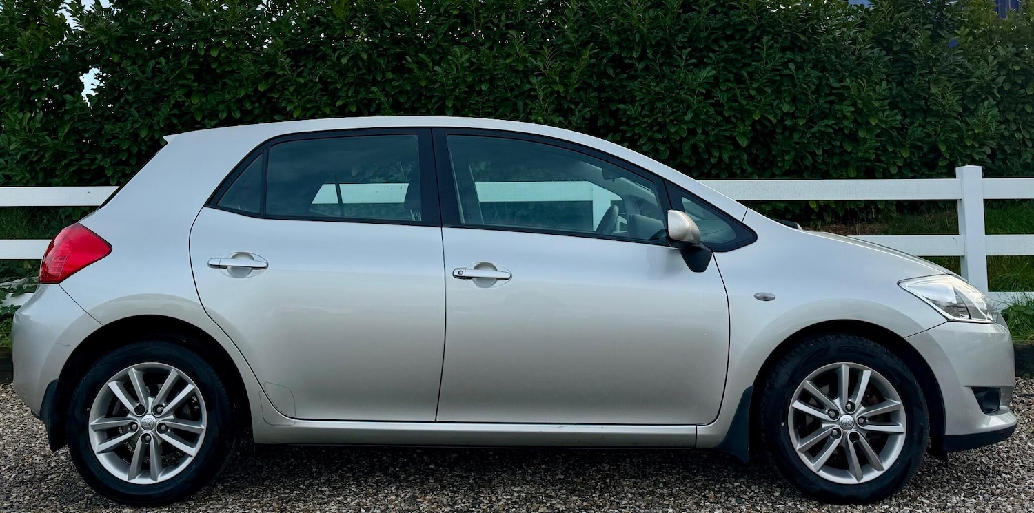 Used Toyota Auris 2009 for sale - 76562069: Photo 12
