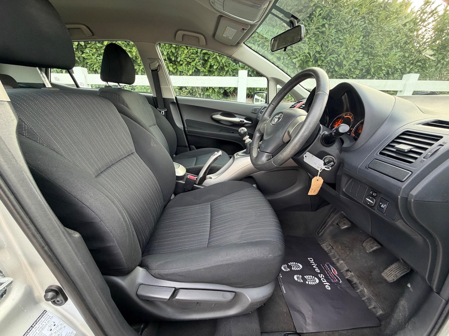 Used Toyota Auris 2009 for sale - 76562069: Photo 18