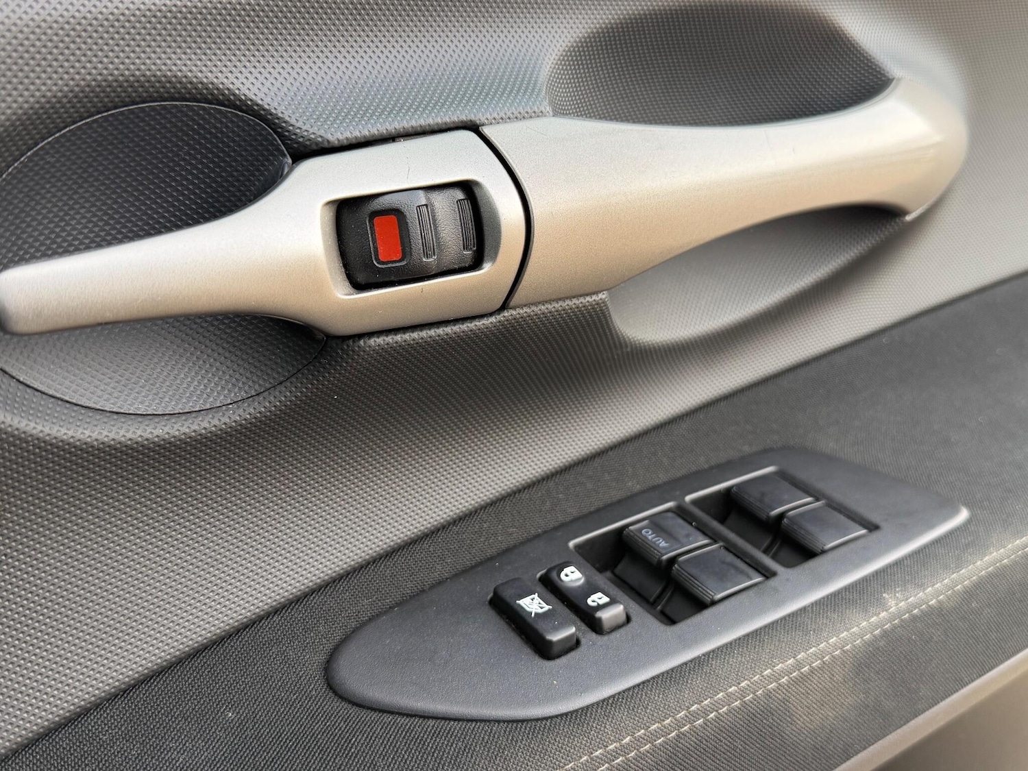 Used Toyota Auris 2009 for sale - 76562069: Photo 23