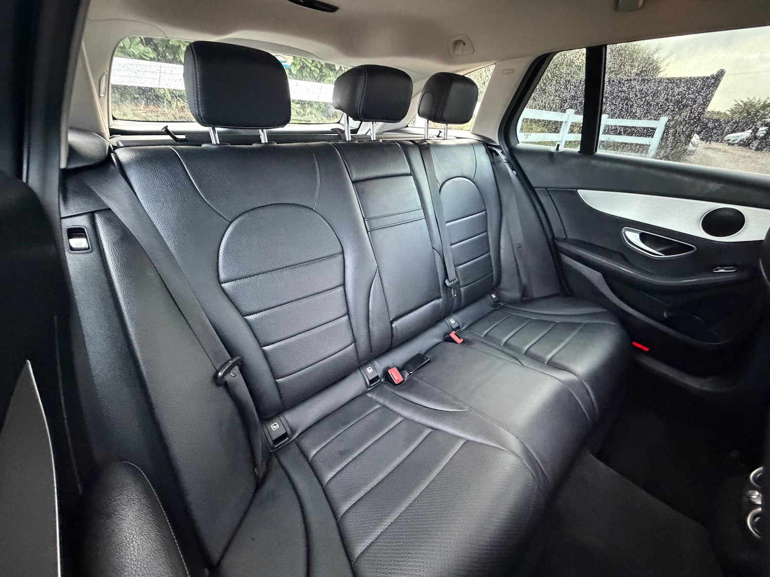 Used Mercedes-Benz C Class 2017 for sale - 76326956: Photo 9