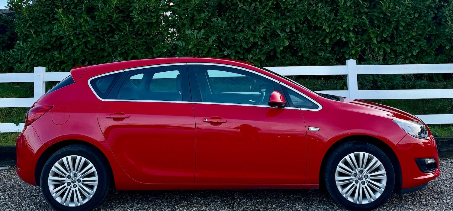 Used Vauxhall Astra 2015 for sale - 76942345: Photo 12