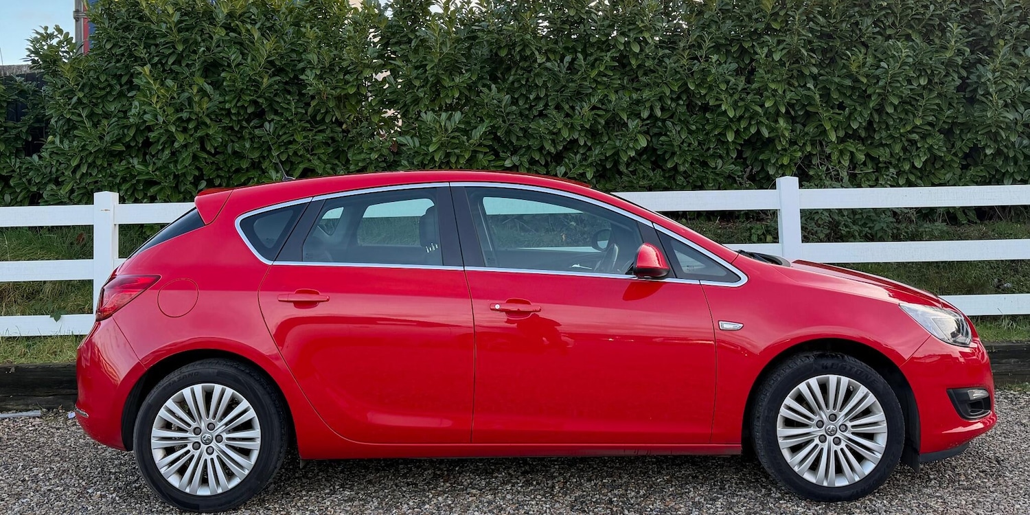 Used Vauxhall Astra 2015 for sale - 76942345: Photo 13