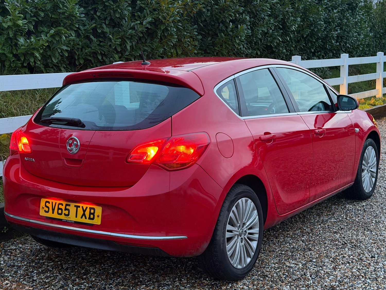 Used Vauxhall Astra 2015 for sale - 76942345: Photo 16