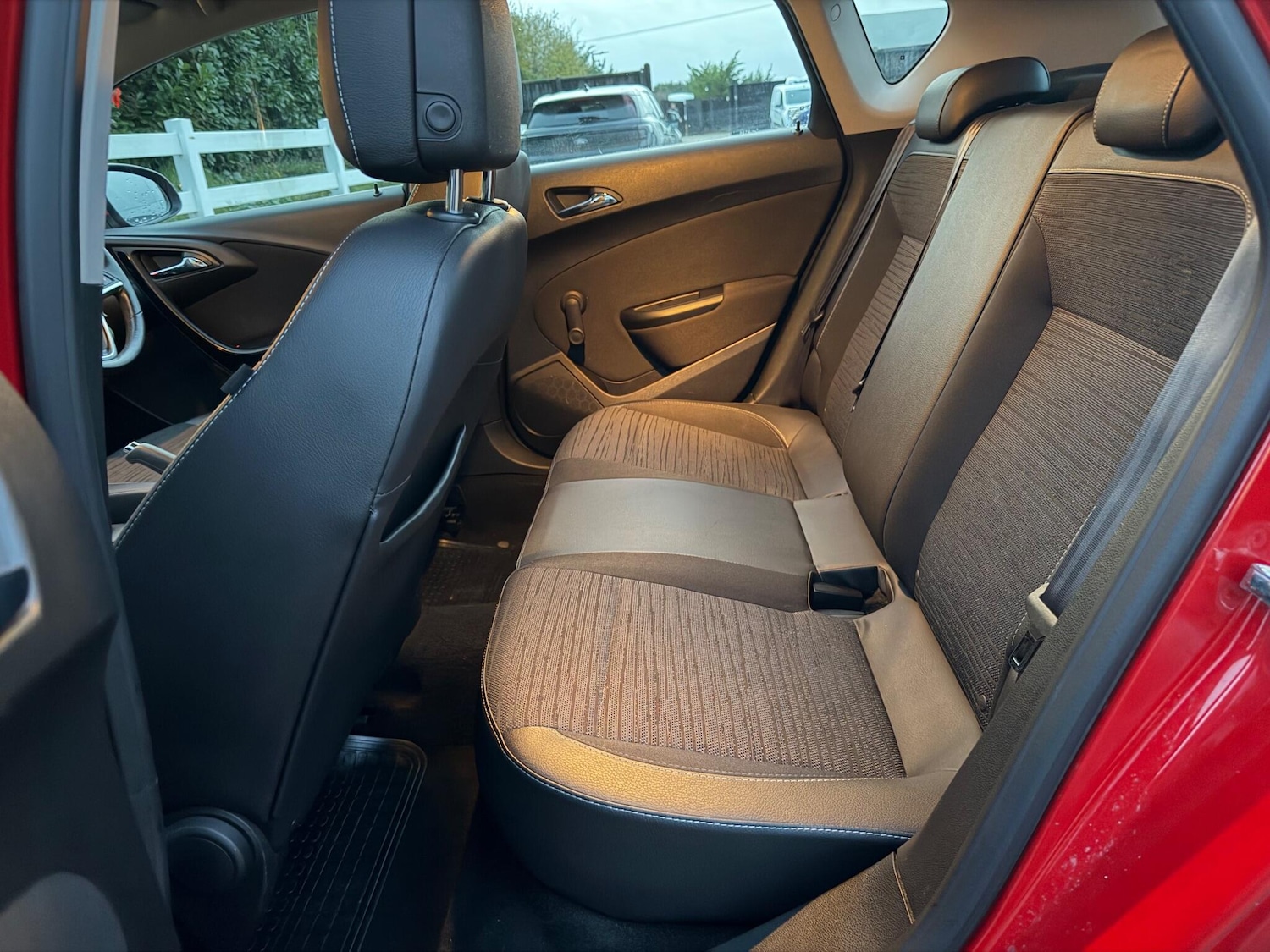 Used Vauxhall Astra 2015 for sale - 76942345: Photo 25