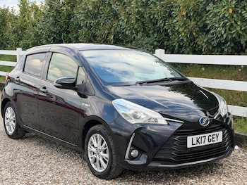 Used Toyota Yaris 2017 for sale - 78475358: Photo