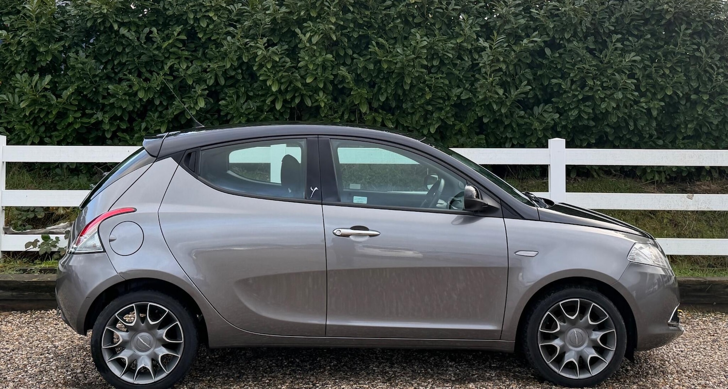 Used Chrysler Ypsilon 2013 for sale - 77320767: Photo 11