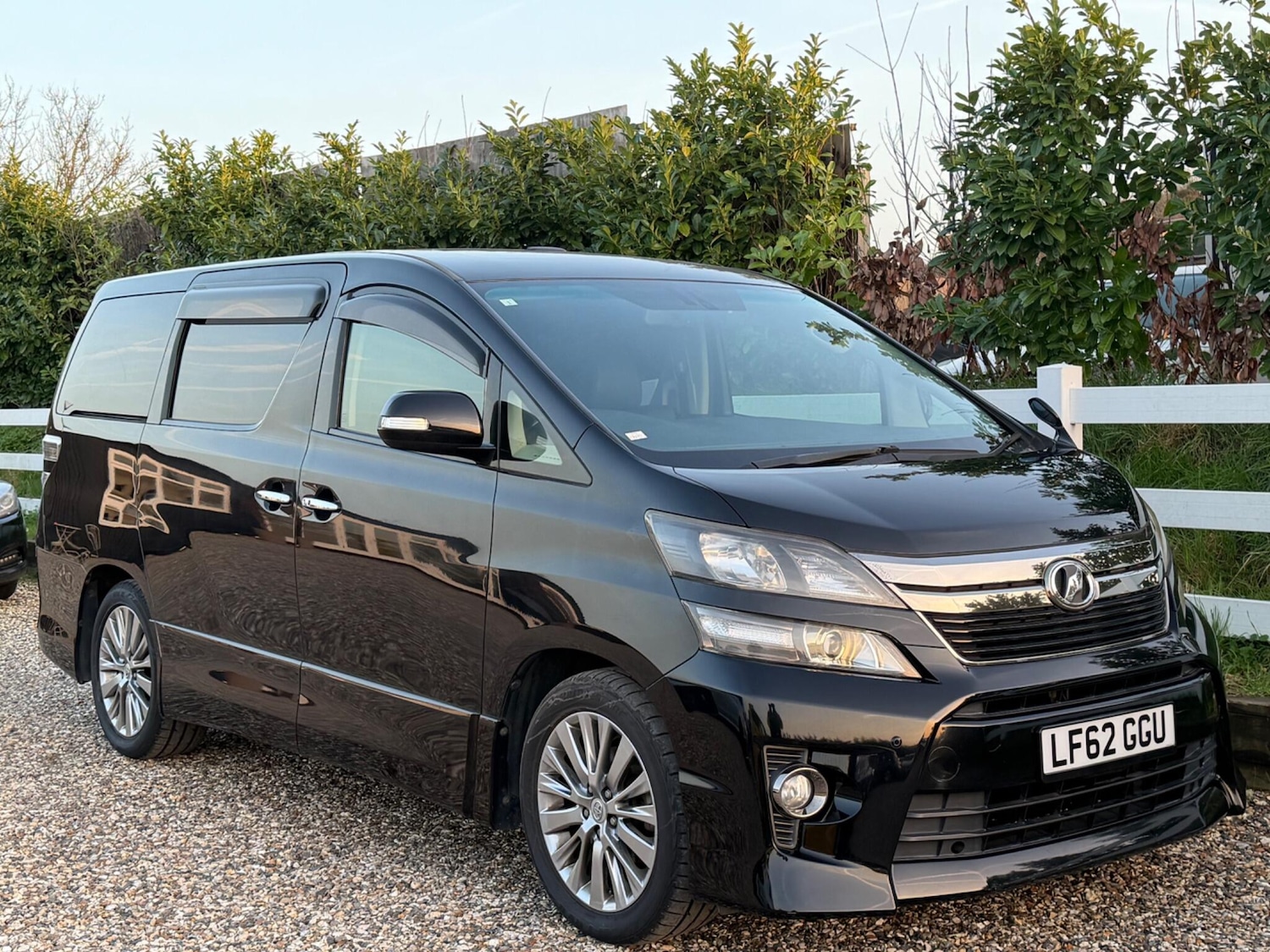 Used Toyota Vellfire 2026 for sale - 77671633: Photo 2