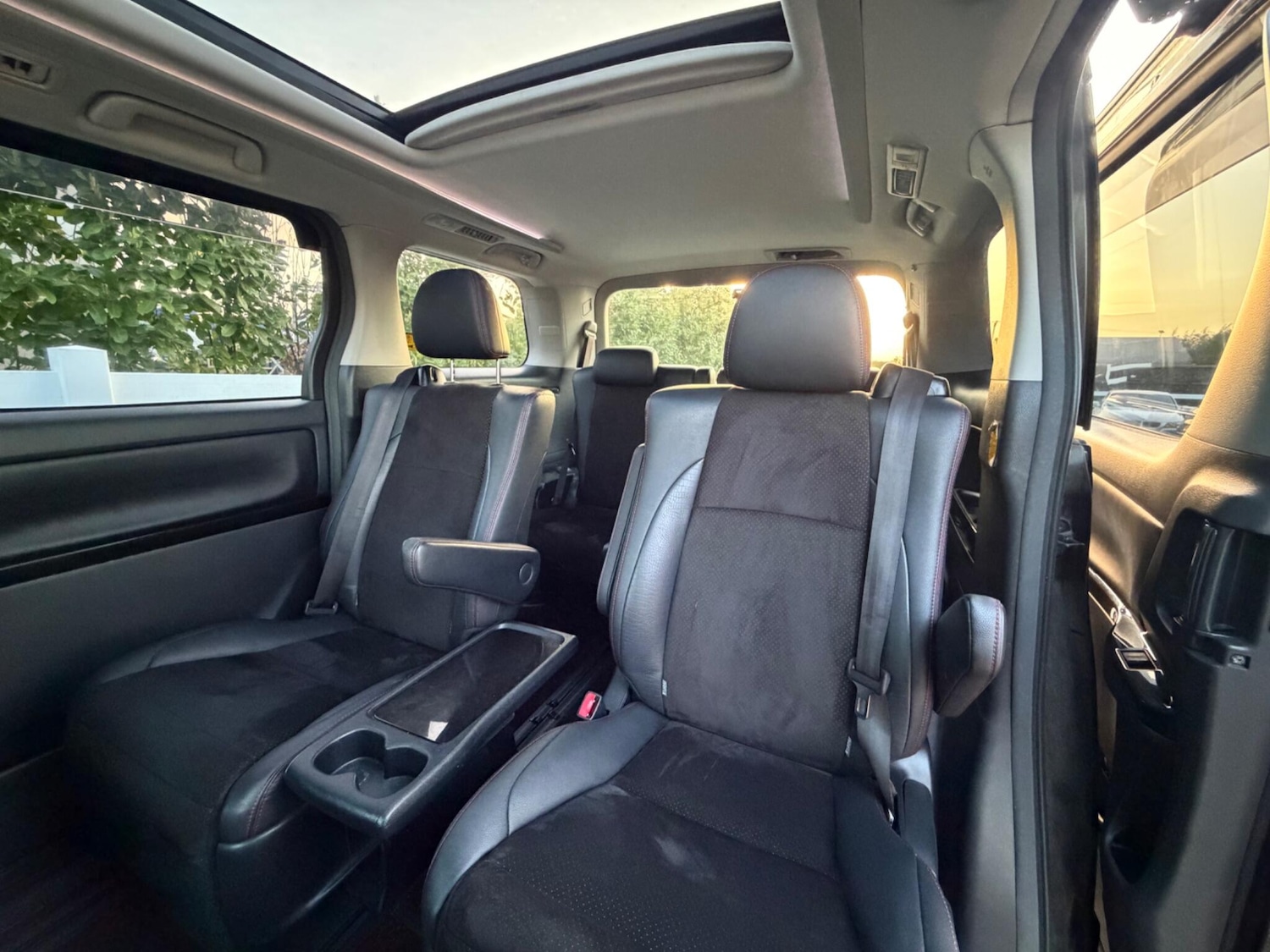 Used Toyota Vellfire 2026 for sale - 77671633: Photo 30