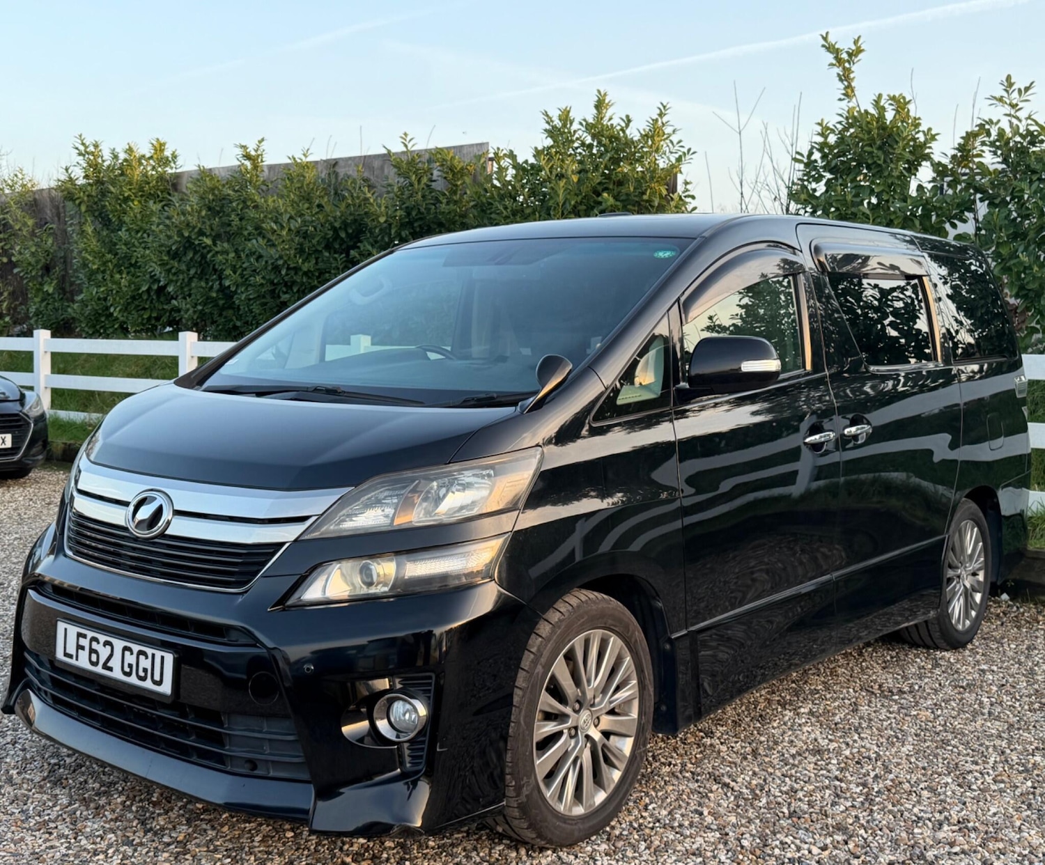 Used Toyota Vellfire 2026 for sale - 77671633: Photo 4