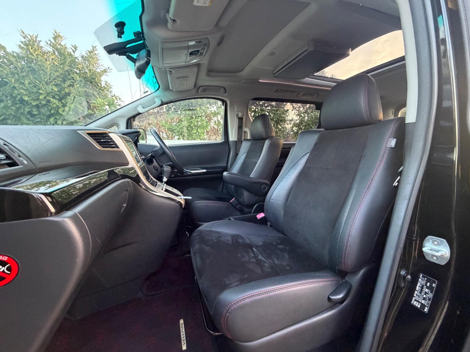 Used Toyota Vellfire 2026 for sale - 77671633: Photo 46