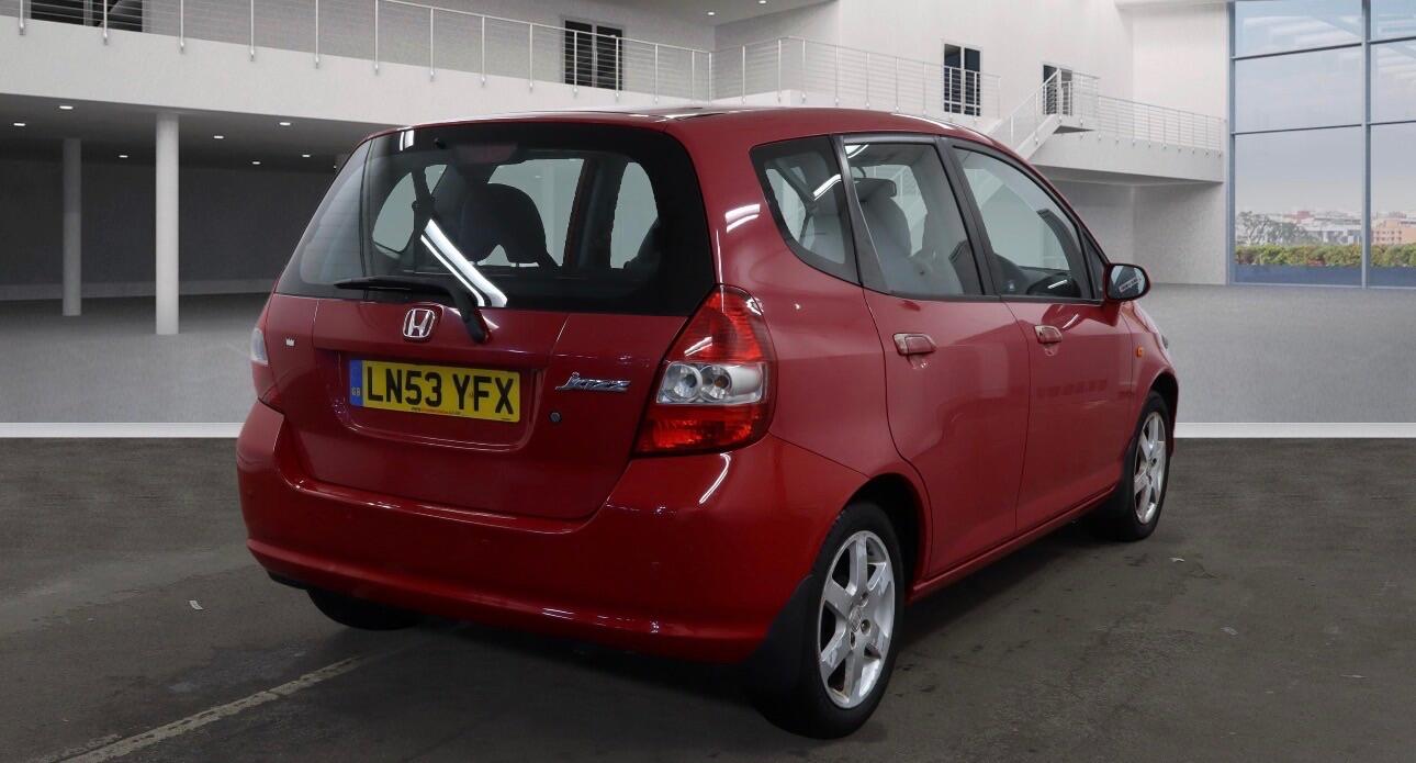 Used Honda Jazz 2003 for sale - 77550606: Photo 4