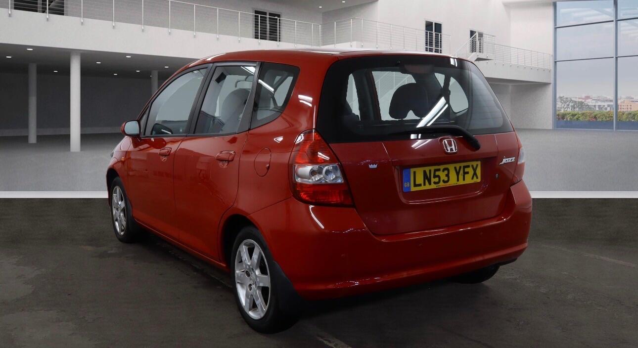 Used Honda Jazz 2003 for sale - 77550606: Photo 5