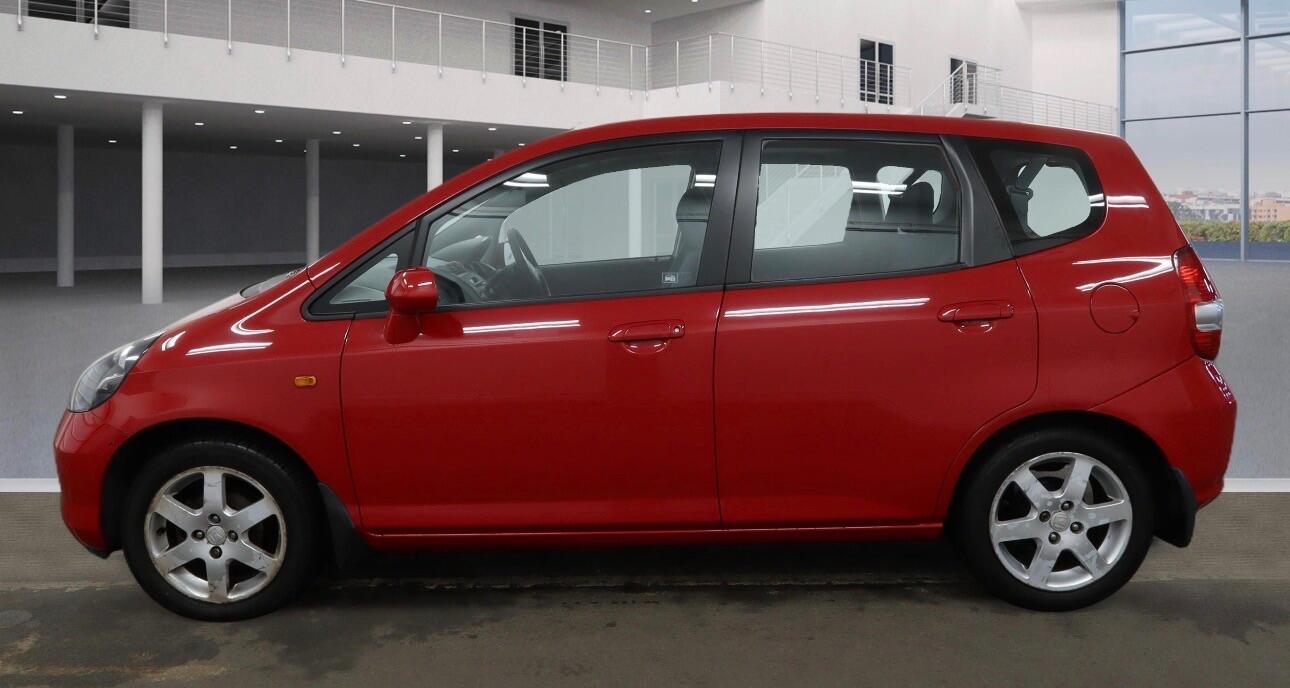 Used Honda Jazz 2003 for sale - 77550606: Photo 6