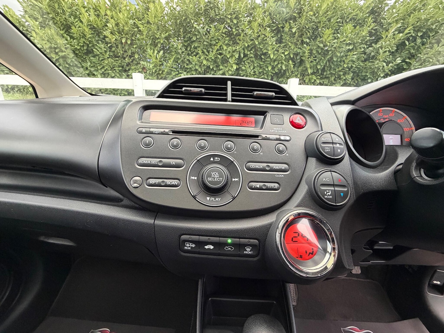 Used Honda Jazz 2011 for sale - 76996973: Photo 17