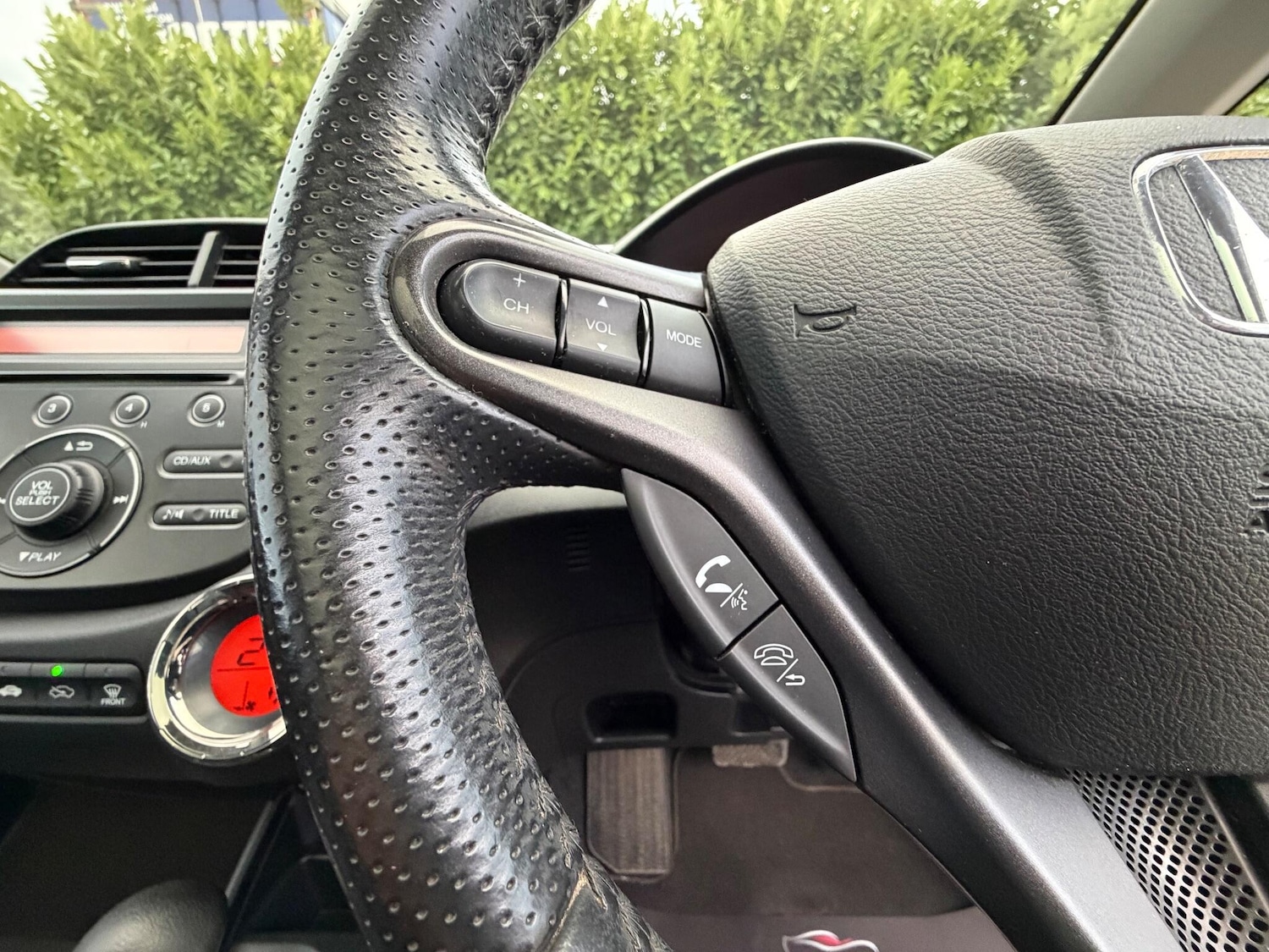 Used Honda Jazz 2011 for sale - 76996973: Photo 39