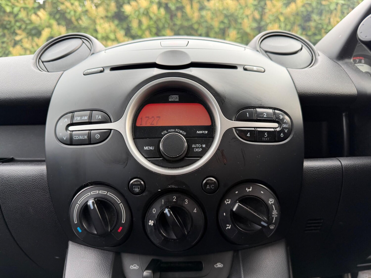 Used Mazda Mazda2 for sale - 78214886: Photo 15