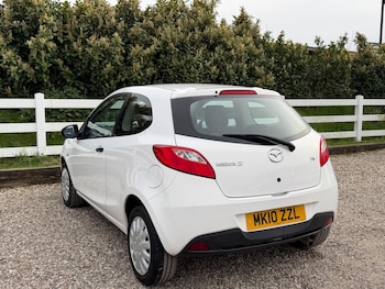 Used Mazda Mazda2 2010 for sale - 78214886: Photo