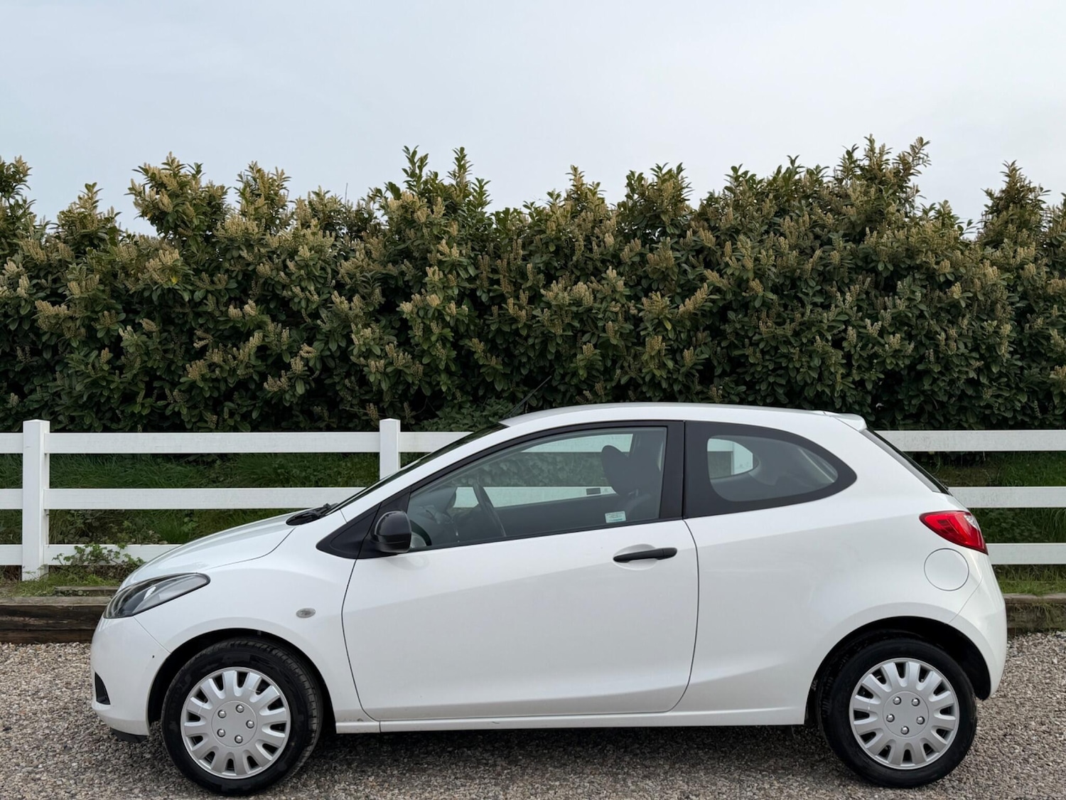 Used Mazda Mazda2 for sale - 78214886: Photo 9