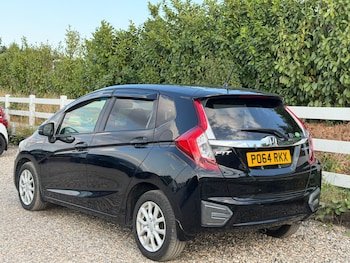 Used Honda Jazz 2014 for sale - 79236989: Photo