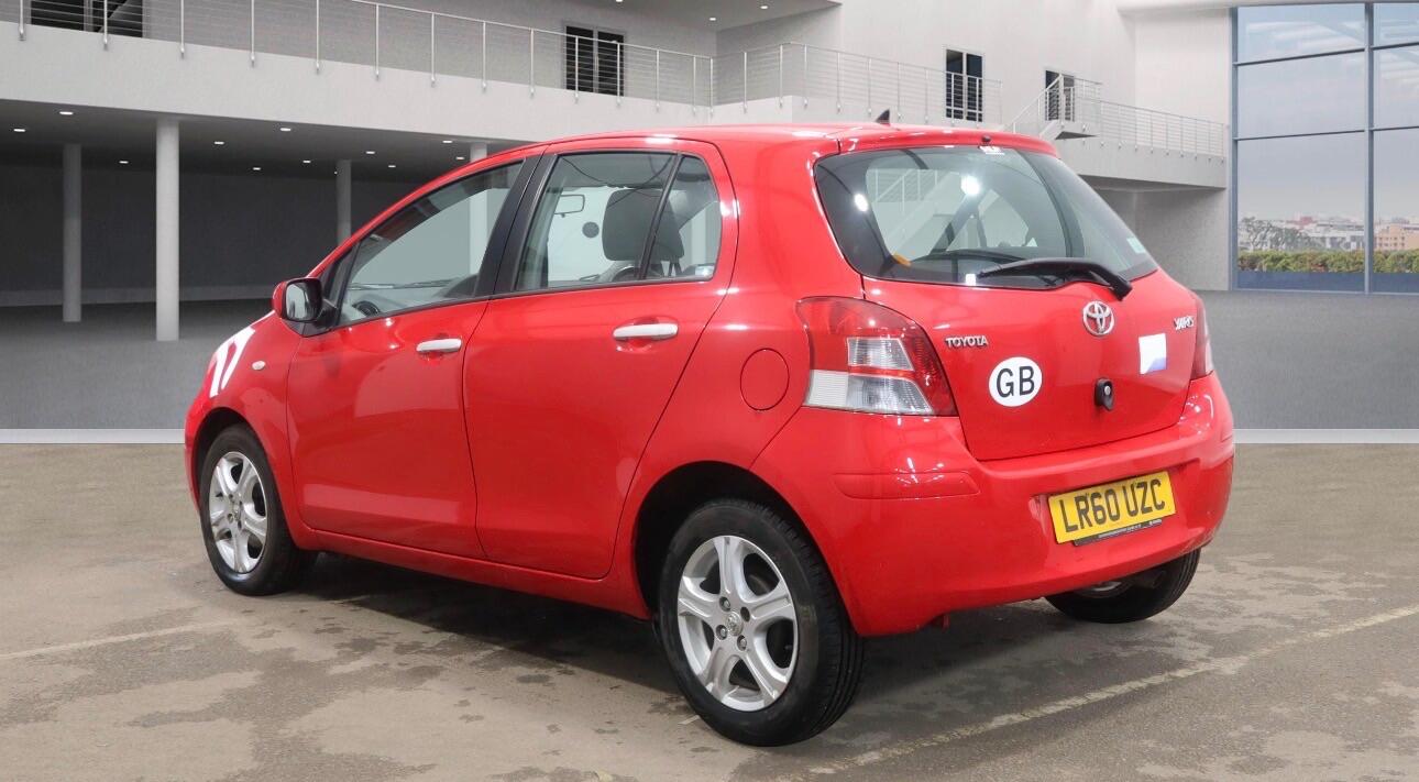 Used Toyota Yaris 2010 for sale - 77611805: Photo 3